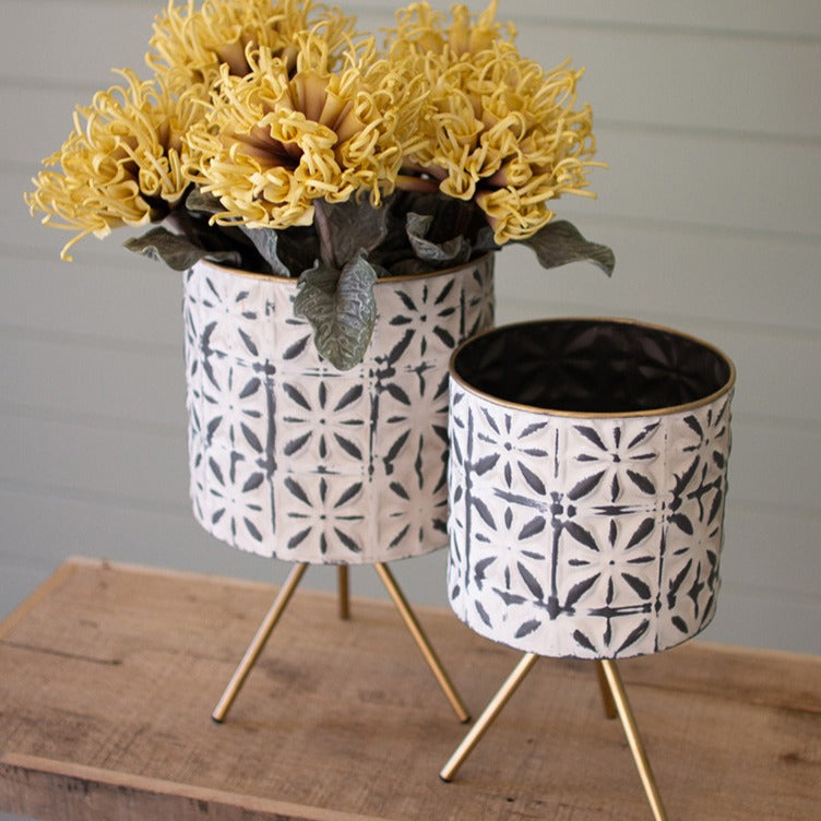 Set of 2 Metal Planters on Stands